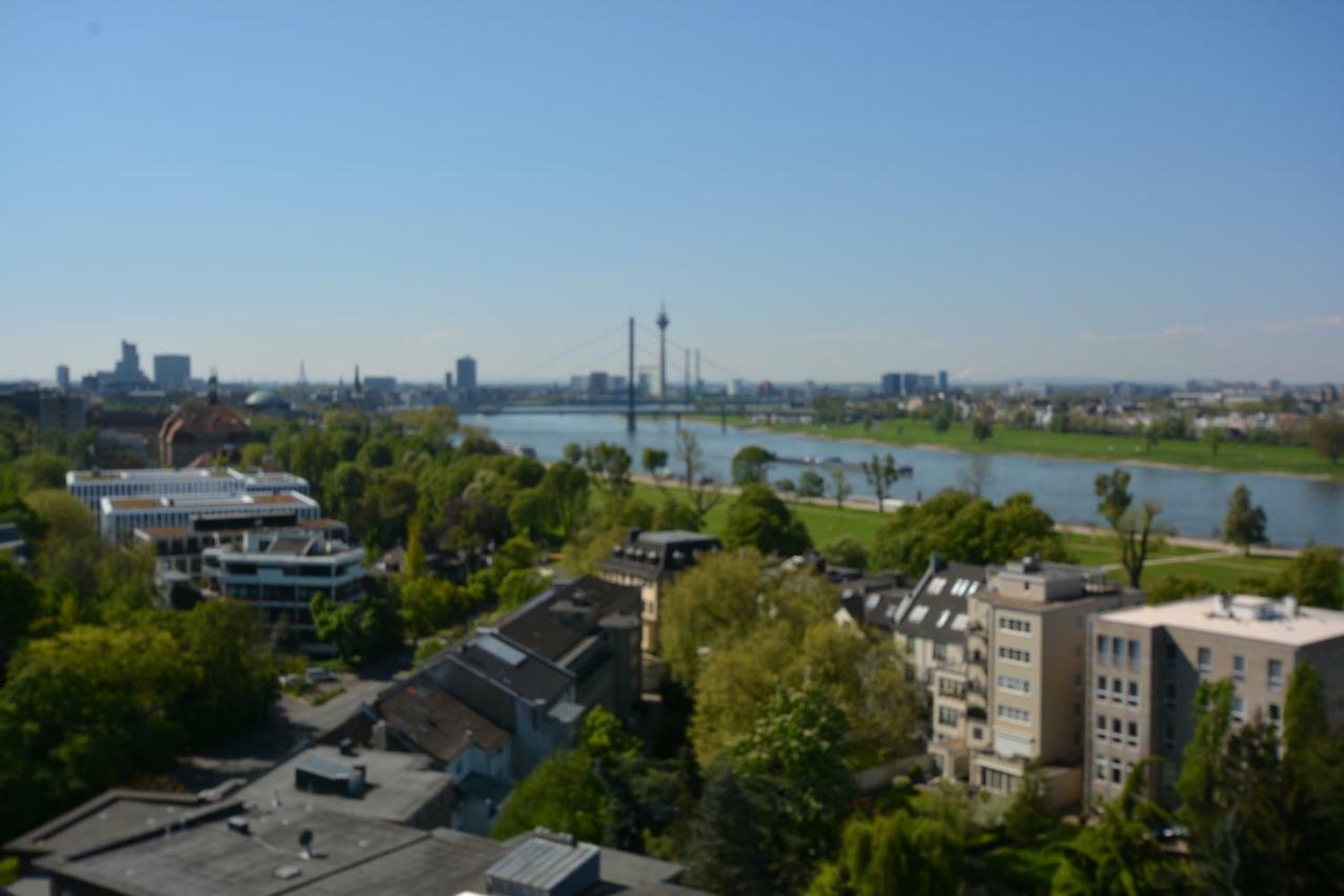 Luxury Apartment In Duesseldorf Near Trade Fair Экстерьер фото